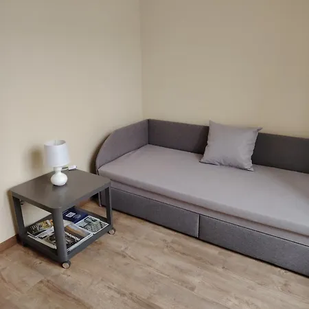 Sziget Apartman Tata Exterior photo