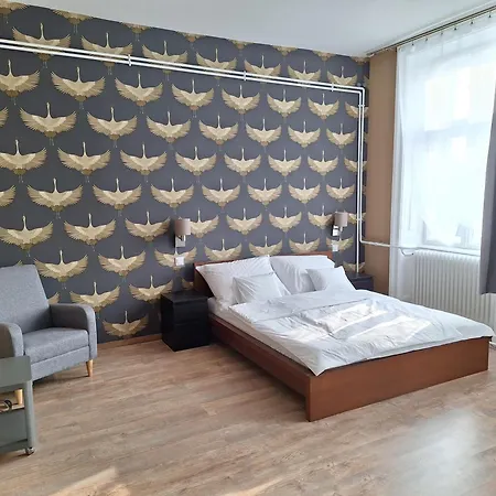Sziget Apartman Tata Exterior photo